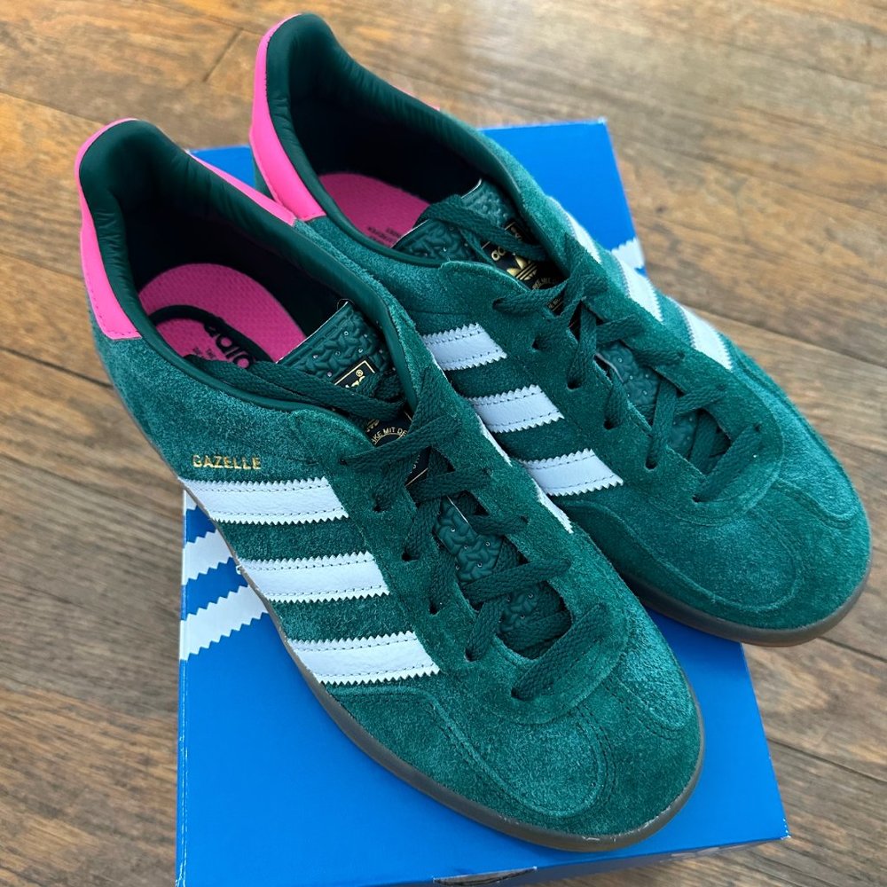 *New with Box* Adidas Gazelle Sneakers Green Pink Gum Sole Size Women's 8.5